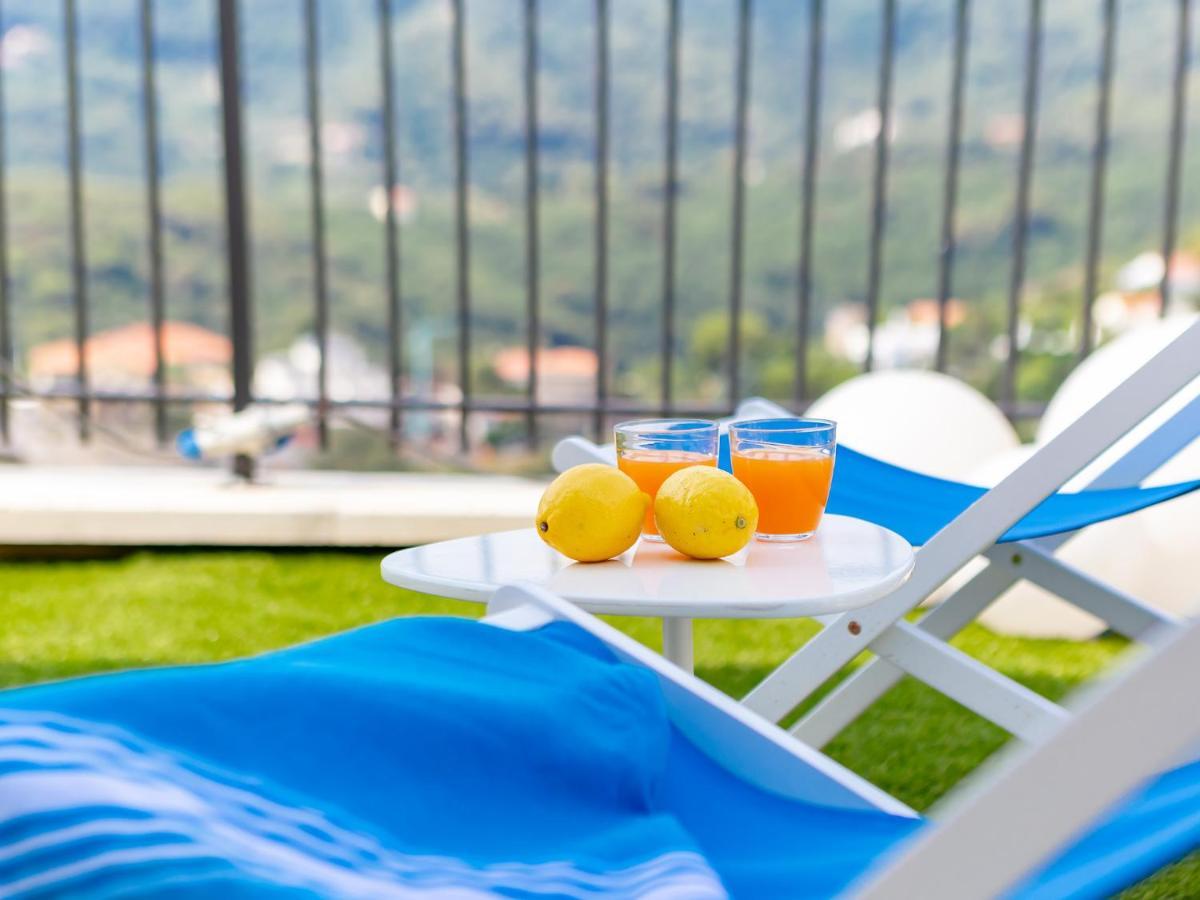Villa Hanbury With Swimming Pool And Parking In Alassio Esterno foto