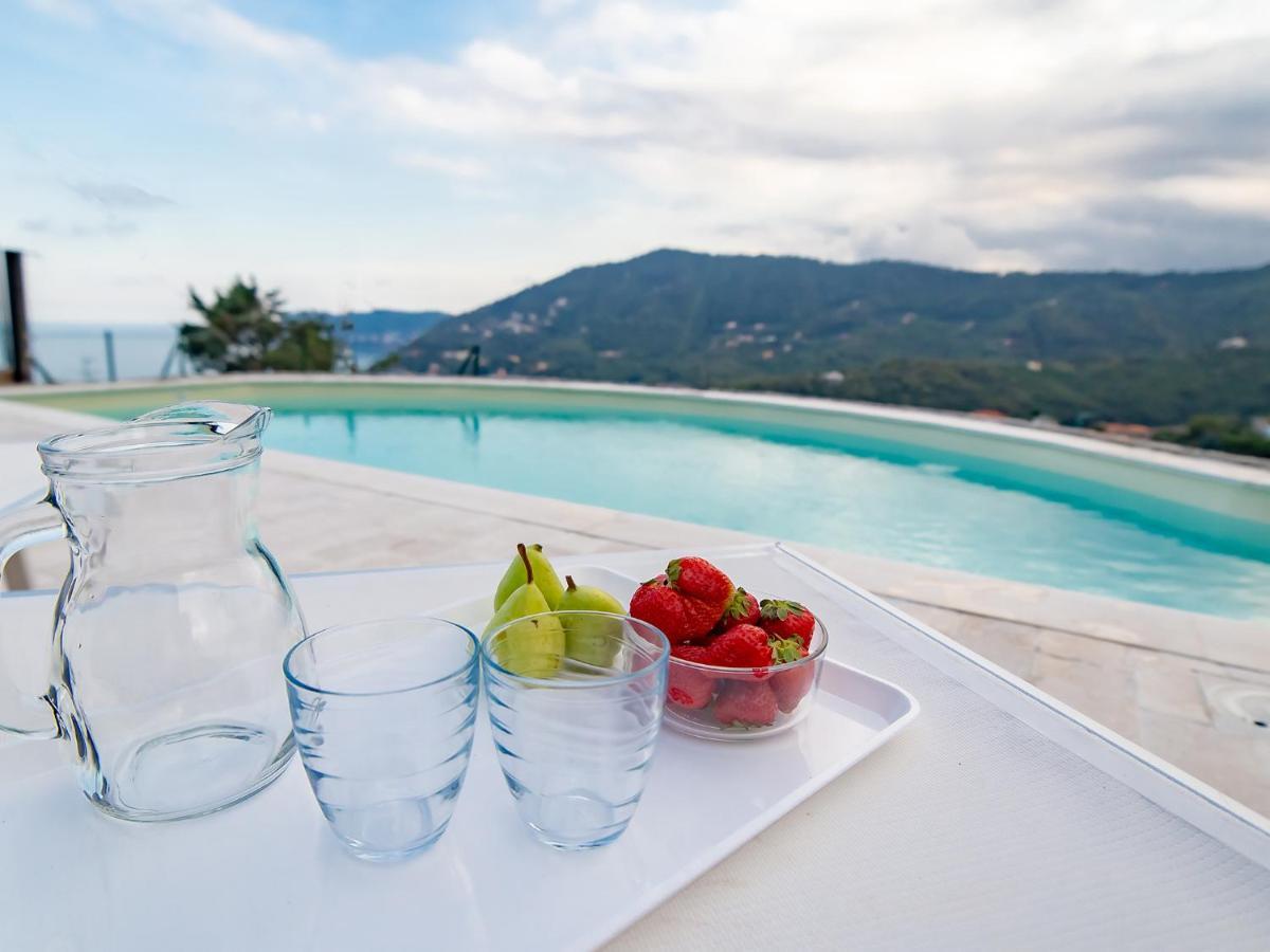 Villa Hanbury With Swimming Pool And Parking In Alassio Esterno foto